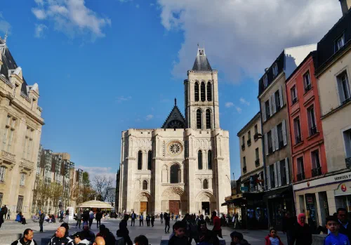 /image-places/france-saint-denis.jpg