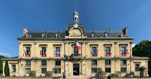 /image-places/france-saint-ouen.jpg